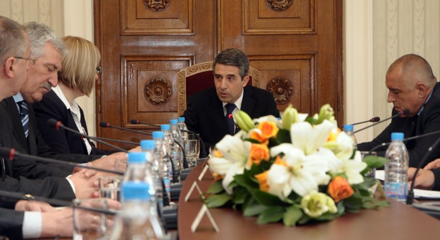 Разузнаването минава под контрола на премиера