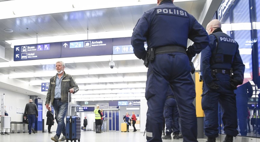 Финландия тества първите дигитални паспорти в света, целта - по-малко опашки по летищата