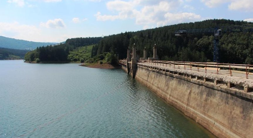 Въвеждат воден режим за Перник и Радомир заради язовир 