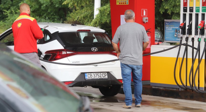 Не пестим от гориво: Въпреки високите цени потреблението не намалява