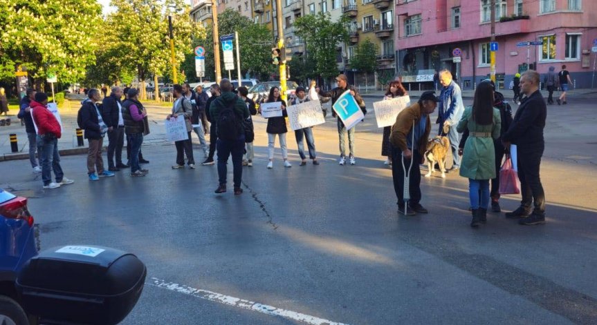 Протестират срещу нови велоалеи и двупосочно движение в центъра на София
