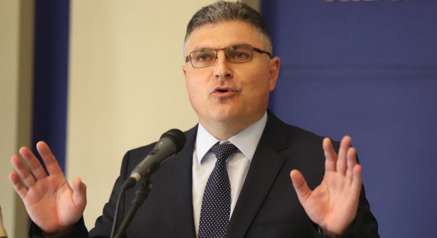 Очаква се той да се прибере в България на 29 април 2025 г.