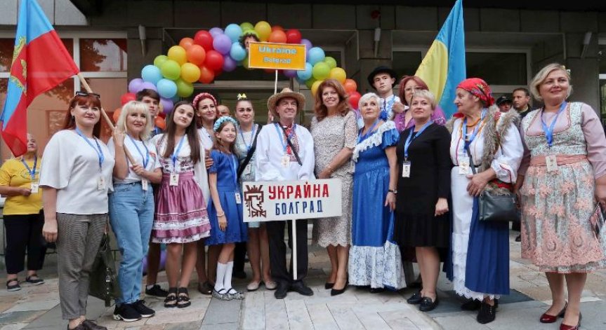 Йотова: Изкуството е по-силно от войната, то дава лъч надежда, че ще преборим кризите