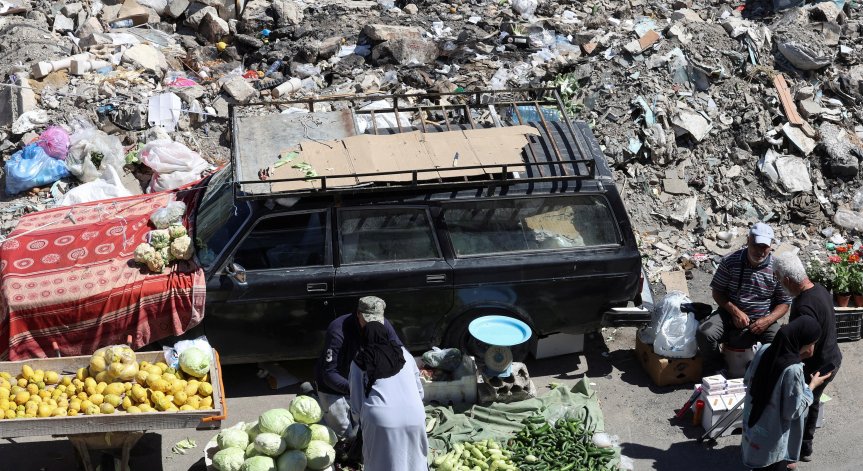Ударът е поразил превозно средство в района близо до граничния пункт със Сирия.