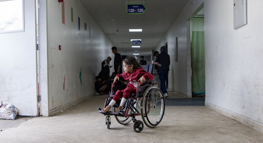 За първи път от месец: СЗО достави хуманитарна помощ в болницата 