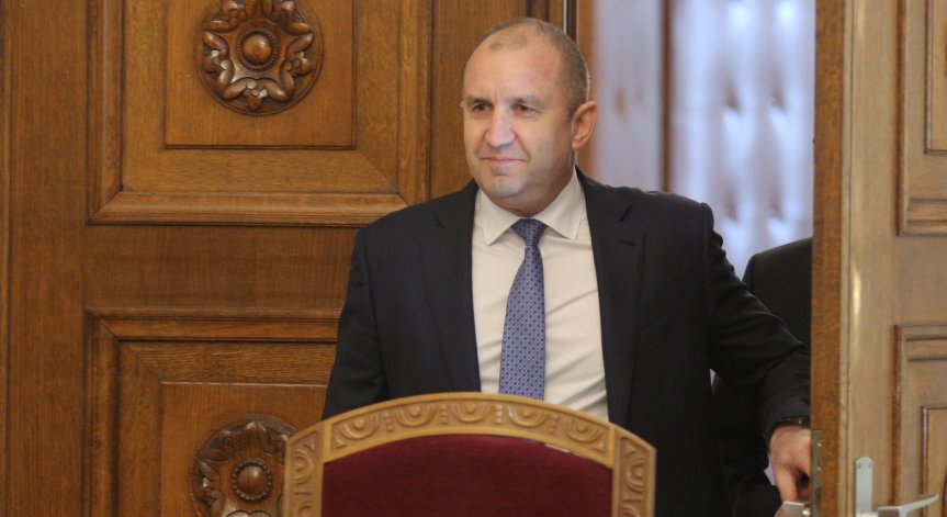 От пресслужбата на Радев лаконични: Не сме разследващ орган