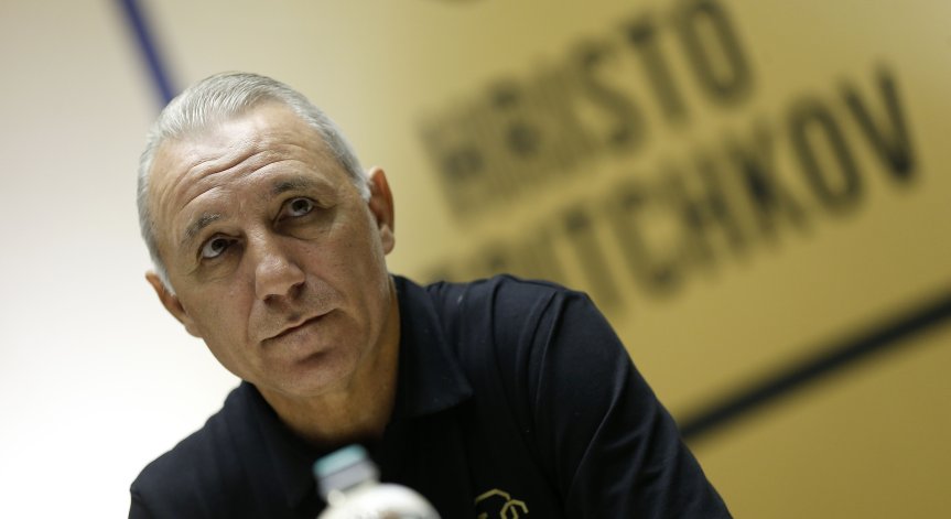 Стоичков: Армейци, играйте за честта на ЦСКА!