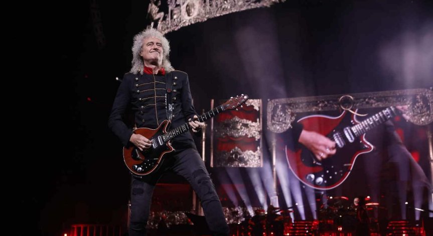 Музикантът направи видеообръщение към феновете си.