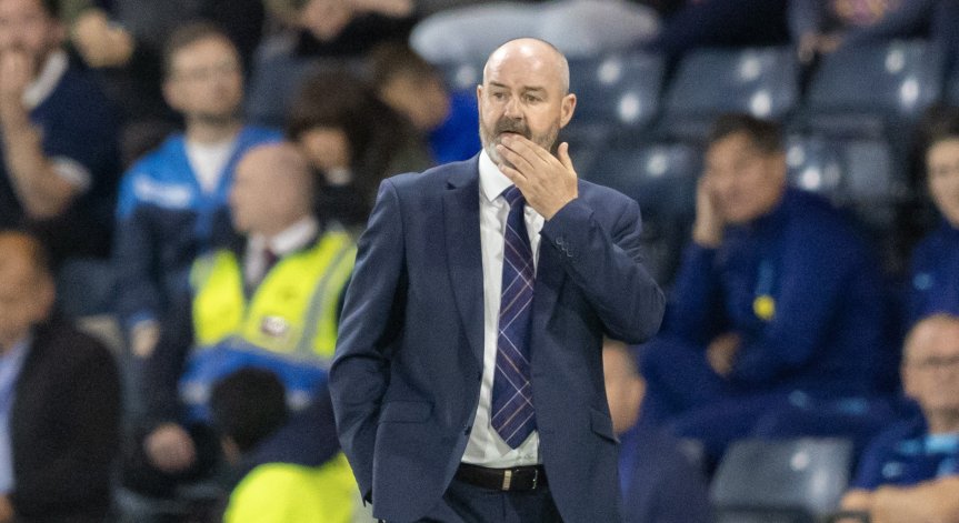 Стив Кларк след тежката загуба: Голямо разочарование, Шотландия може повече