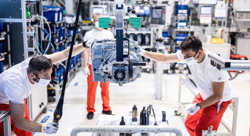 Европейски компании изграждат гигафабрики за електрически батерии