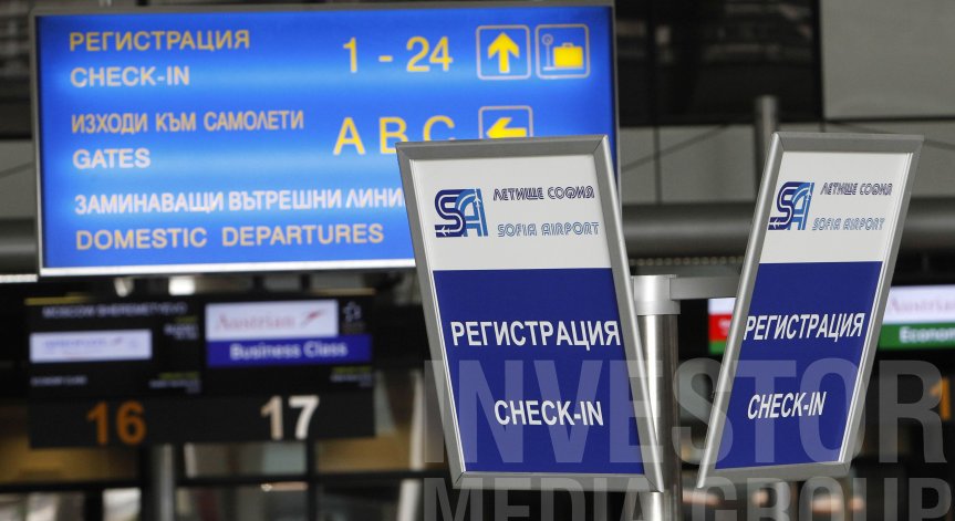 Натовареността на летище София се връща към нивата преди пандемията, изостават вътрешните полети