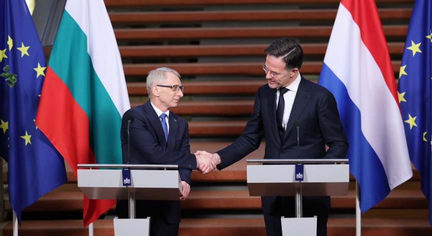 Рюте към Денков: В нашите очи България е пълноправен член на Шенген