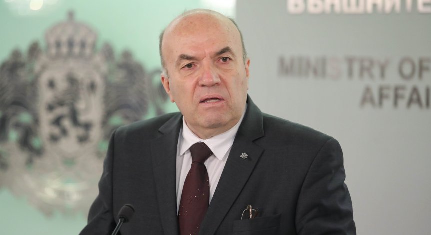 Министър Милков: Ветото за преговорите на РСМ за влизане в ЕС не е изключено