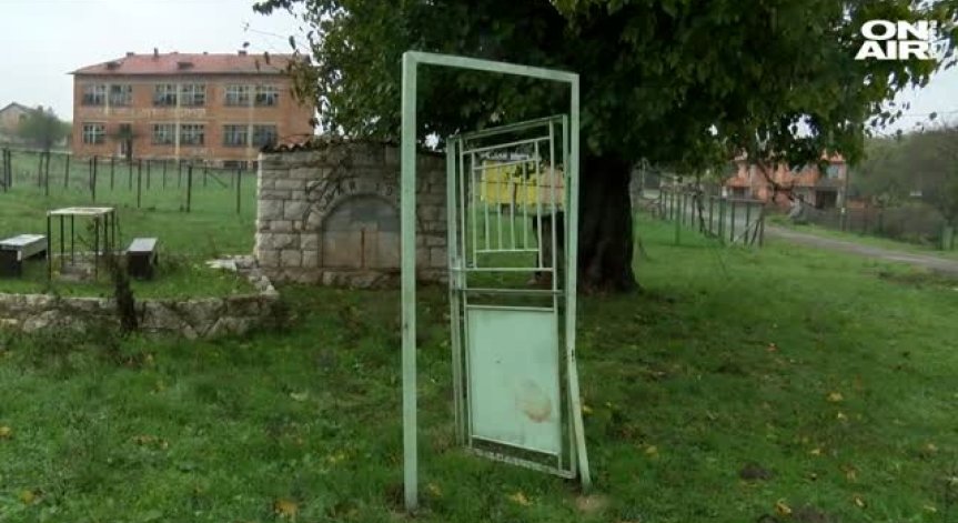 Избори в село на края на света