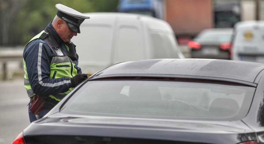 За ден МВР залови 19 пияни и 10 дрогирани шофьори на пътя