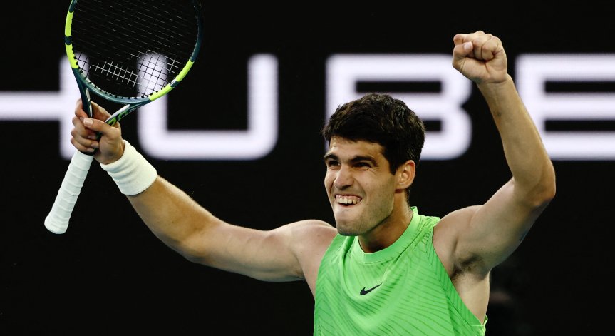 На куц крак Алкарас пречупи Зверев в 5-сетова драма за първия си финал на Australian Open