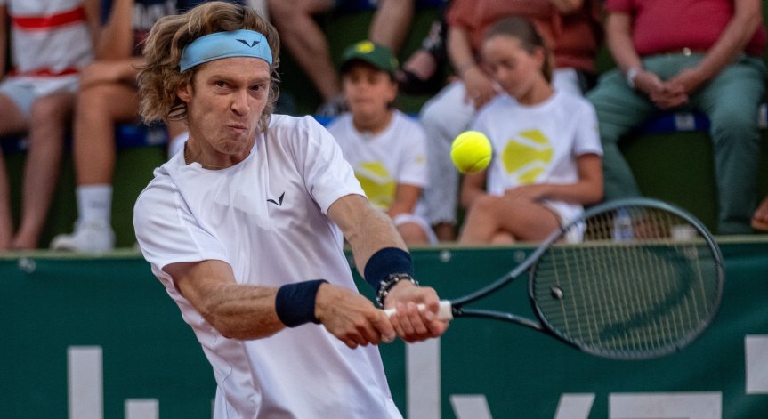 Рубльов и Бублик са на 1/2-финал в Дубай след отказ на противниците им заради контузии