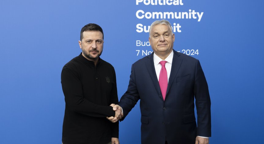 Причината е разговор на Орбан с руския президент Владимир Путин.