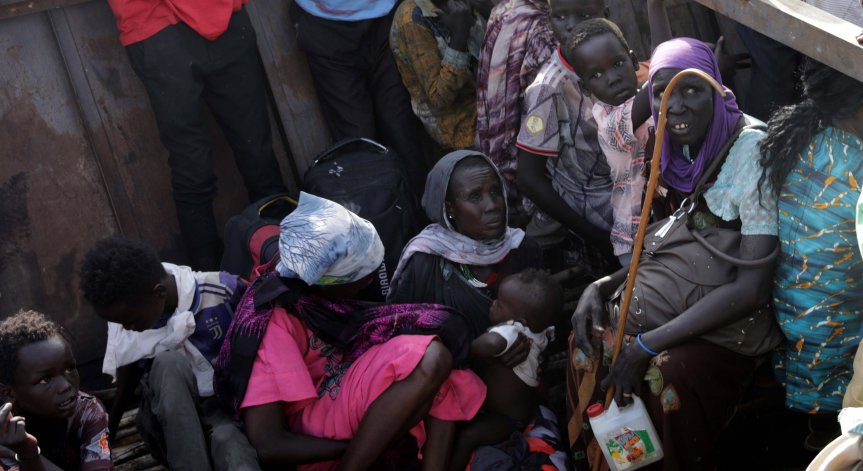 Близо 40 души загинаха при сблъсъци край Судан