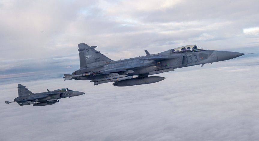 Пилоти от Украйна тестват Gripen-и. Швеция: Не изключваме изпращането на изтребители