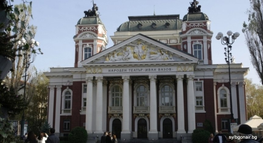 Културните дейци на протест, настояват за диалог с институциите