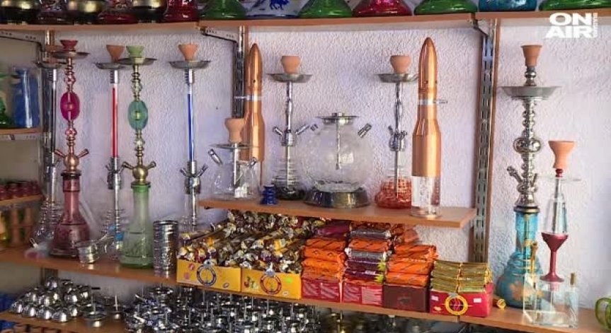 Край училищата: Продават незаконно цигари и наргилета на децата