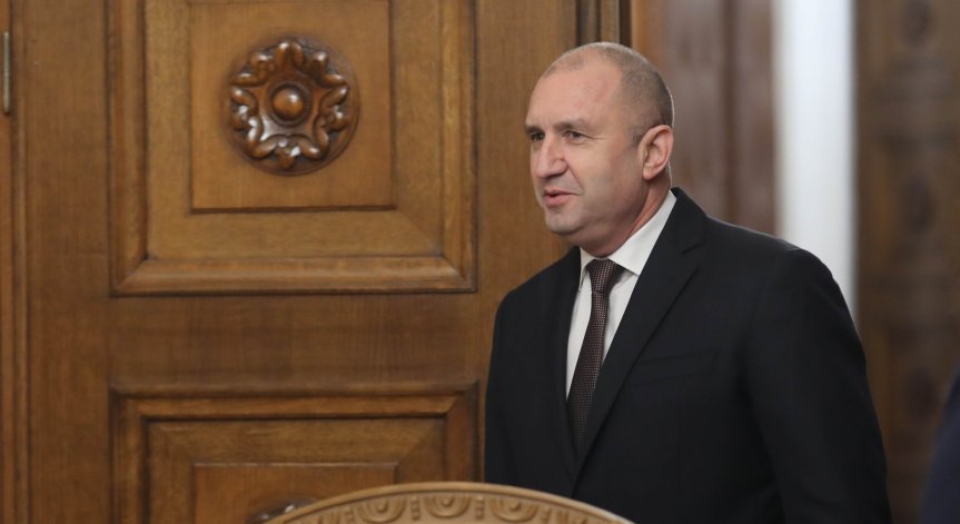 Радев: Ако динамиката на войната продължи, Украйна може да остане без хора, които да я защитават