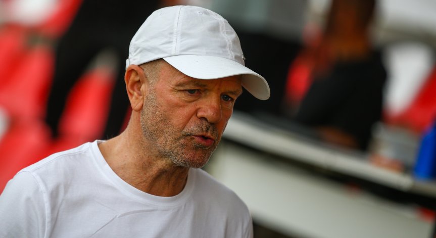 И Стойчо Младенов приключи с ЦСКА 1948