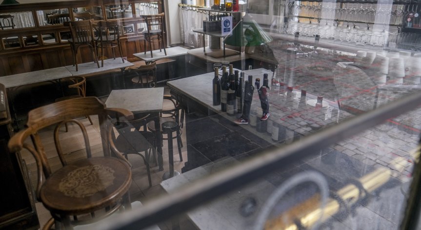 Въвеждат полицейски час в Брюксел, магазините затварят в 20 ч.