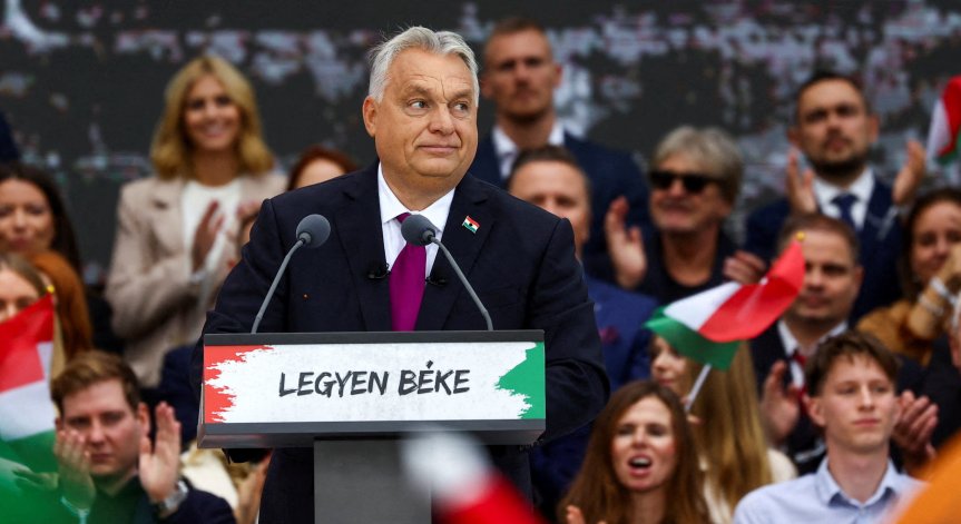 Близка до Орбан медийна група придоби най-четения вестник в Унгария
