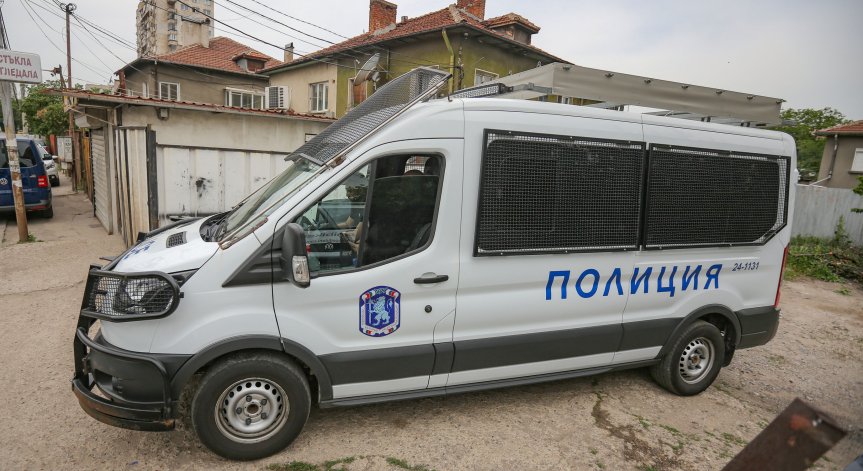 Двама братя убили с кухненски нож свой съсед в Алдомировци