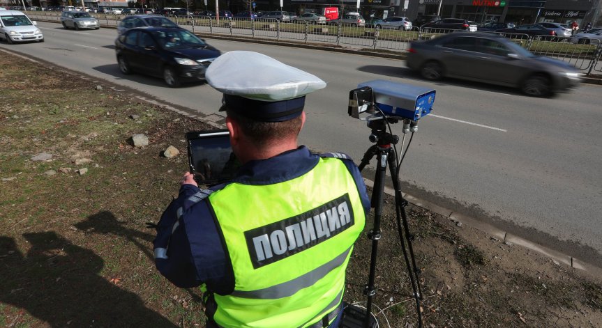 МВР хвана близо 50 пияни или дрогирани шофьори на Разпети петък