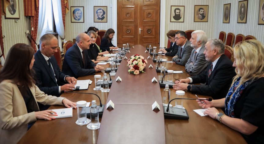 Радев подчерта ключовия принос на организацията IPCC.