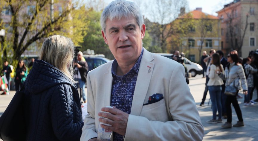 КНСБ предлага данъкът върху доходите на физически лица да стане 15%