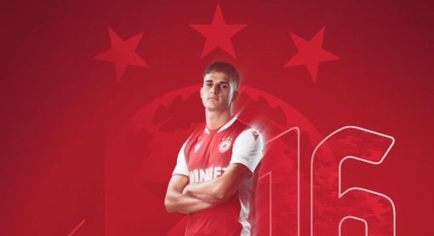 Той получава доверието на Томислав Стипич.