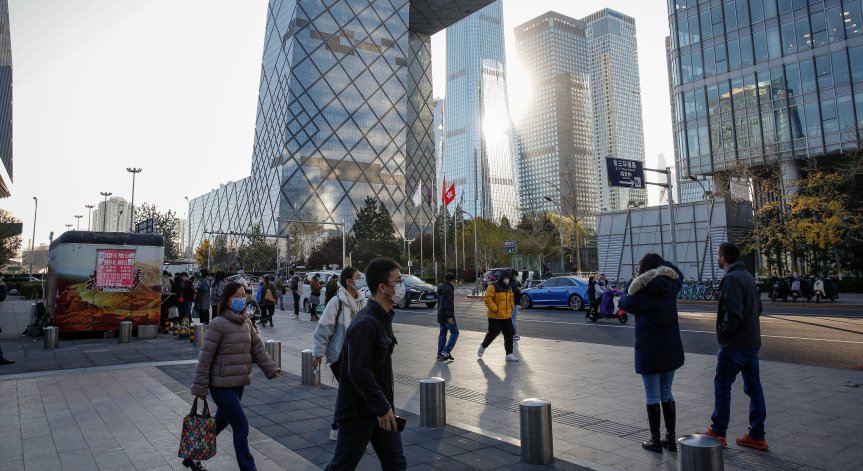 Нова вълна от Ковид-19 принуди Китай да върне онлайн обучението