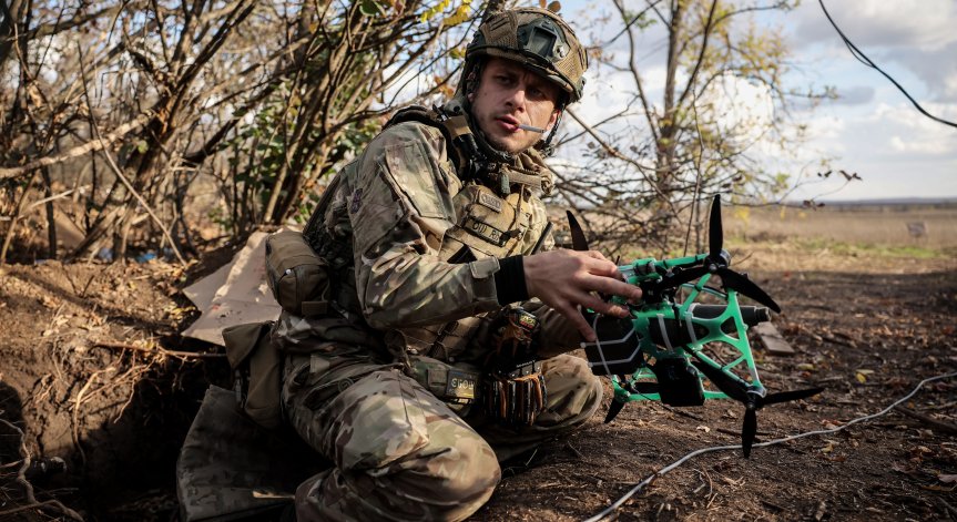Украйна напредва технологично във войната, произвежда дронове с 1000 км обсег