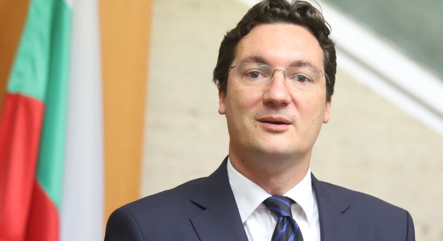 Крум Зарков: Властта трябва да се разследва от хора, свободни от политическо влияние