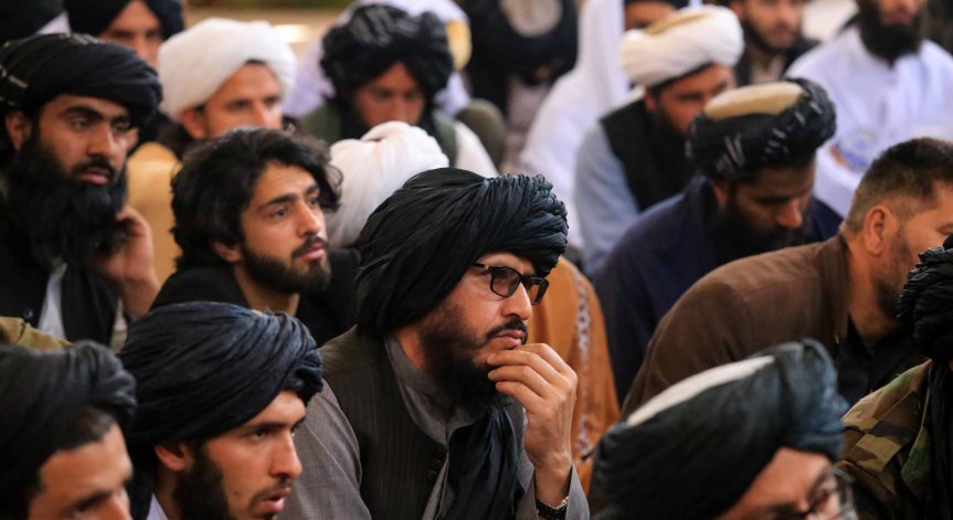 Лидерът на талибаните с нов указ - да се избягва многоженството, било скъпо