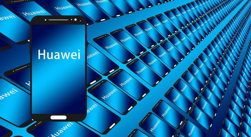 Huawei съди Федералната комуникационна комисия на САЩ