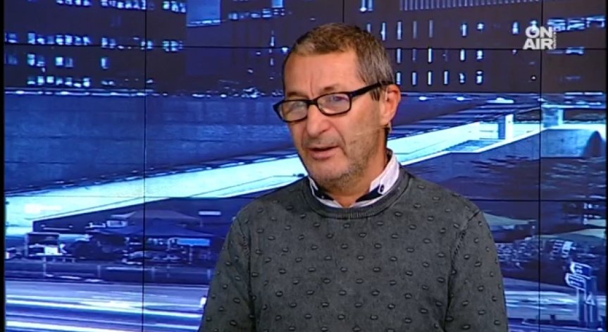 Едва ли и тази година ще видим намаляване на администрацията, смята Владимир Каролев