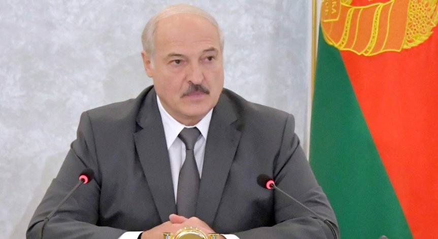 Лукашенко: Протестите приключват, трябва да се справим с икономиката