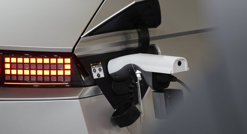 Изобретиха батерия за електромобил с живот 1 млн. км и годност до 50 г.