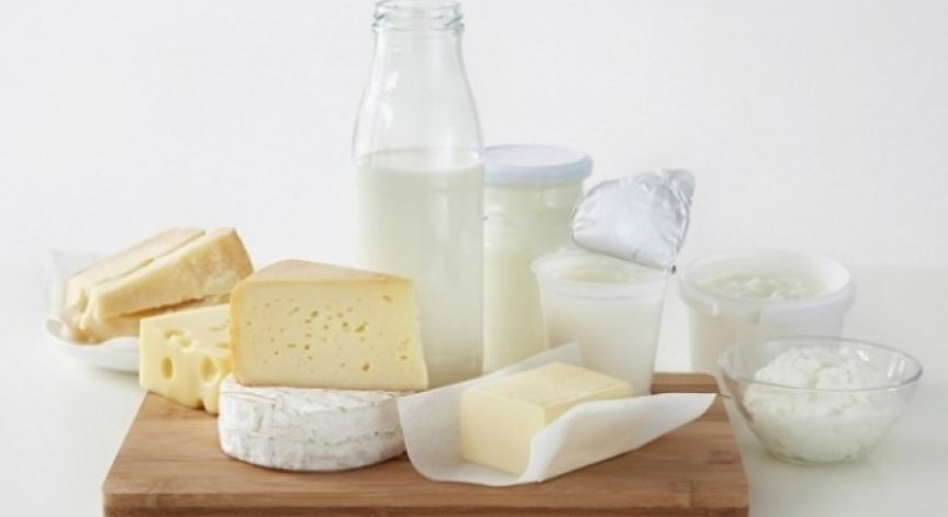 Уж ядем българско сирене, а то направено от вносно мляко