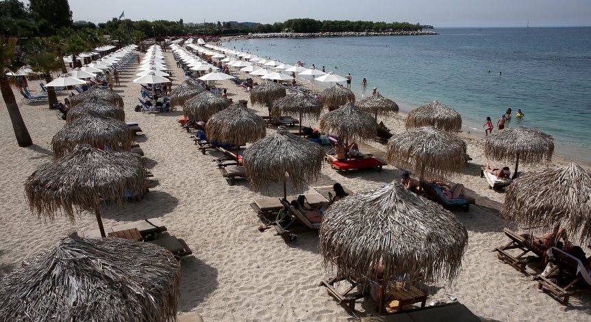 Гърция отваря границите си за туристи, добри новини от Италия