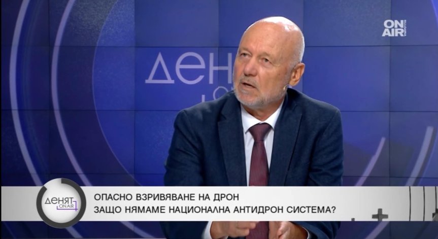 Проф. Тодор Тагарев: Радев харчи с лека ръка отношенията ни с Украйна