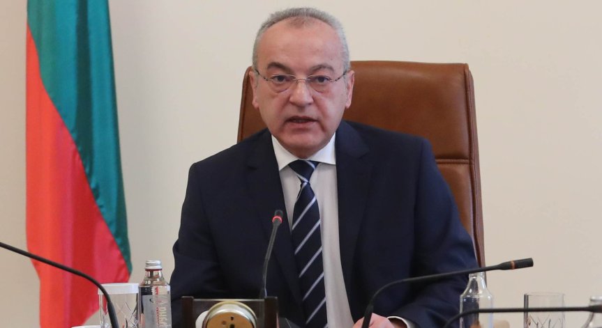 Донев: За еврото трябва да се говори разбираемо и ясно, без подбуда на страхове