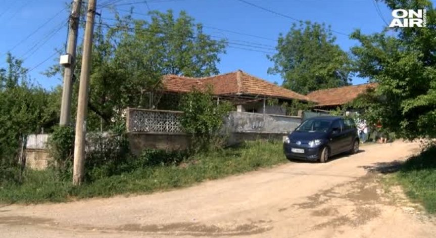 Агресивен бездомен ром обра и опита да изнасили 75-годишна!