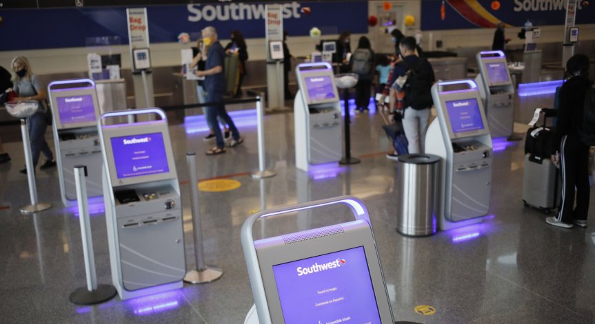 САЩ махат ограниченията за влизане в страната за напълно имунизираните