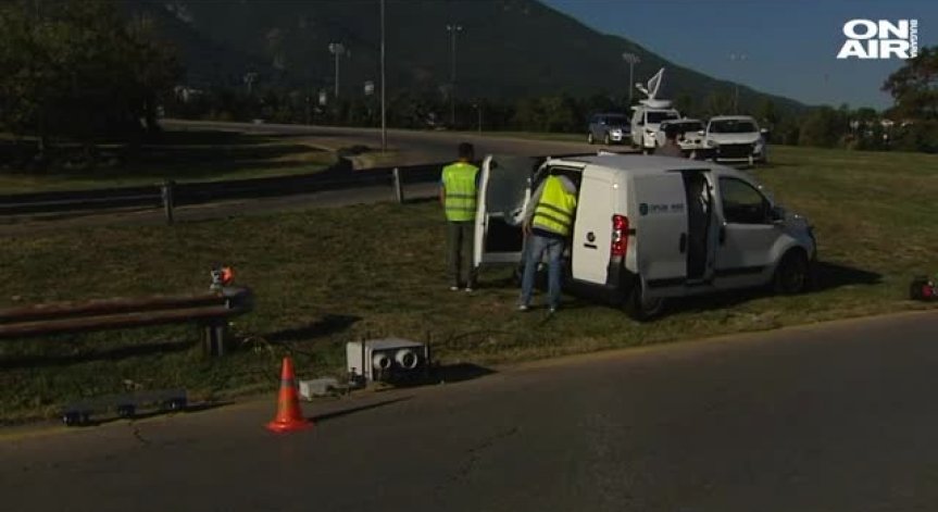 Мобилни лаборатории отчитат нивата на вредните емисии в София